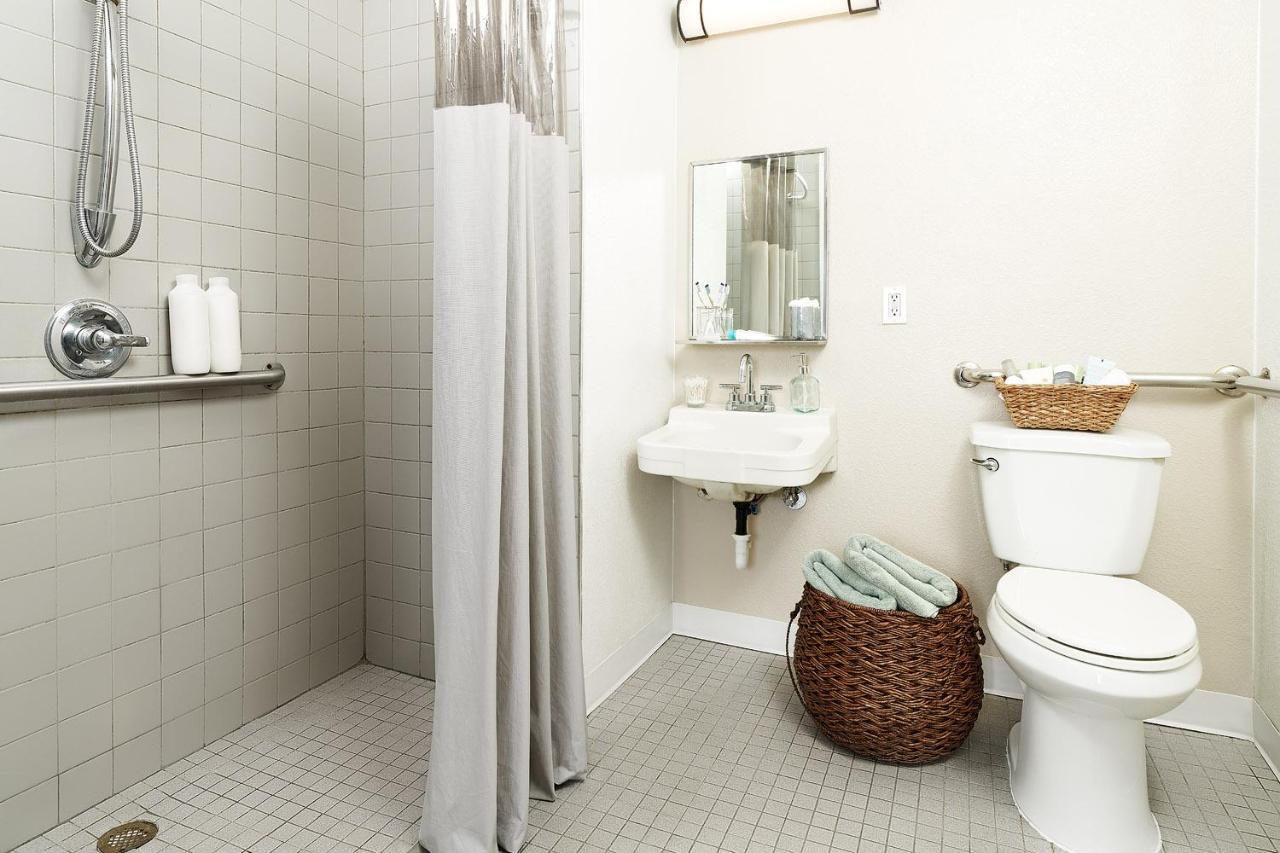 Intown Suites Extended Stay Raleigh Nc- Capital Blvd Extérieur photo