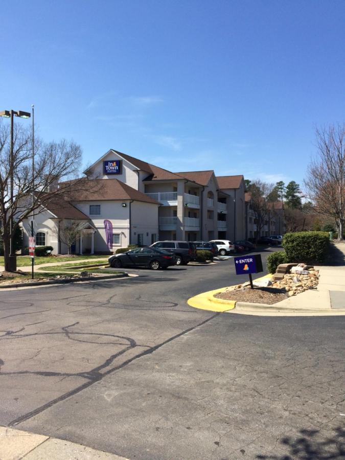 Intown Suites Extended Stay Raleigh Nc- Capital Blvd Extérieur photo