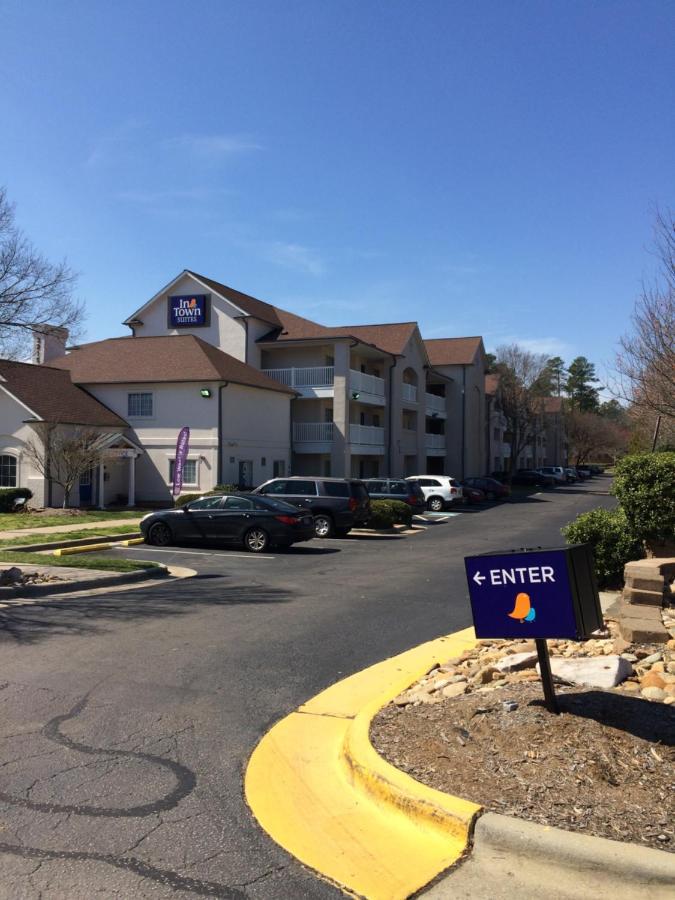 Intown Suites Extended Stay Raleigh Nc- Capital Blvd Extérieur photo