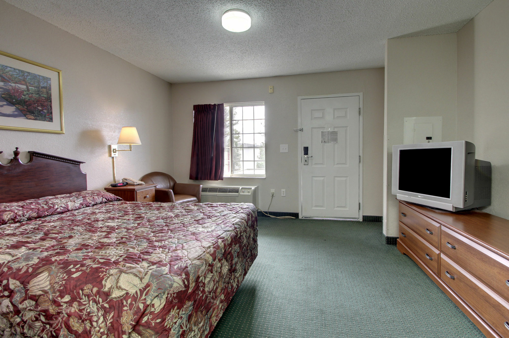 Intown Suites Extended Stay Raleigh Nc- Capital Blvd Extérieur photo
